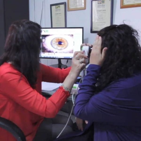 יעל בן חור עורכת בדיקה אירידיולוגית